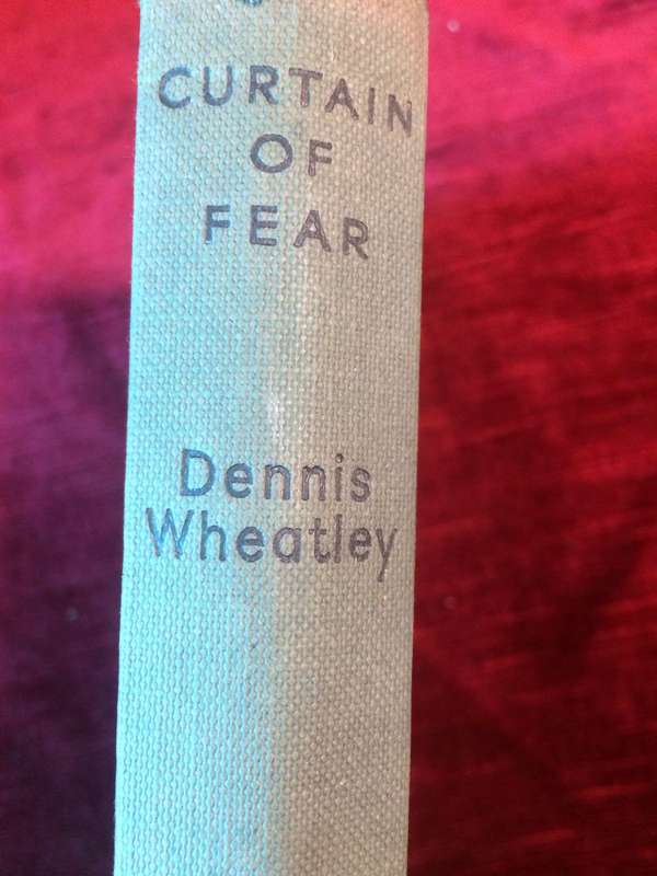 Curtain of Fear - Dennis Wheatley