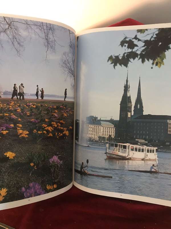 Hamburg und Seine Geschichte : deutsch, english, espanol