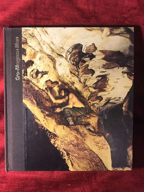 Cro-Magnon Man (Emergence of Men Series) - Editors of Timelife Books