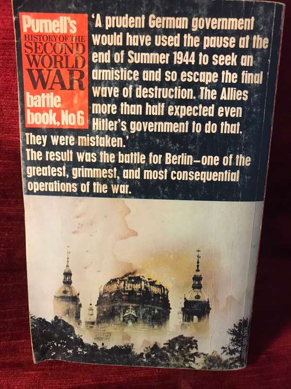 Battle for Berlin: End of the Third Reich - Earl F Ziemke