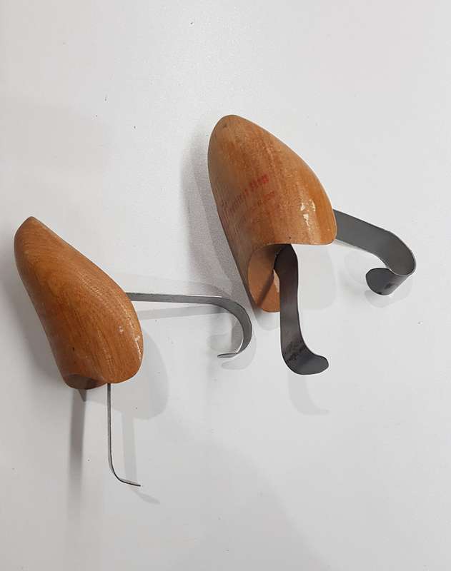 Vintage Wooden Shoe tree  toe shaper/stretcher. Pair of Wooden toes with clamps