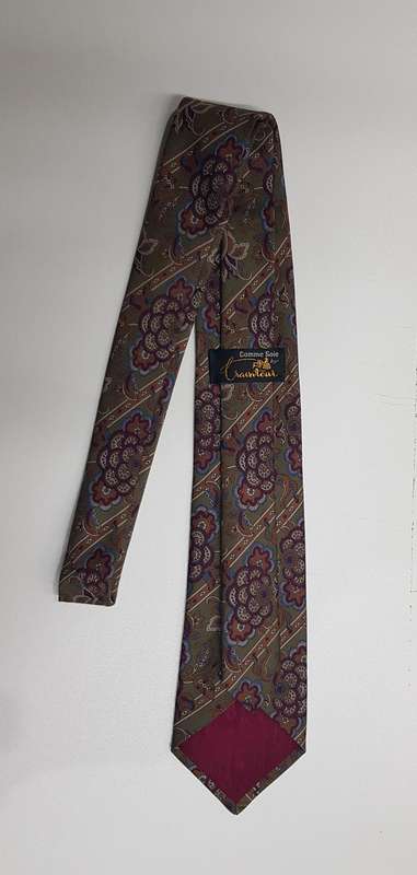 Mens Neckties: Description: Necktie made by Comme Soie by Cravateur.