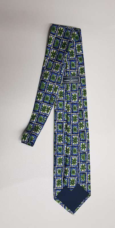 Mens Neckties: Description: Necktie by Daniel Hechter Paris.