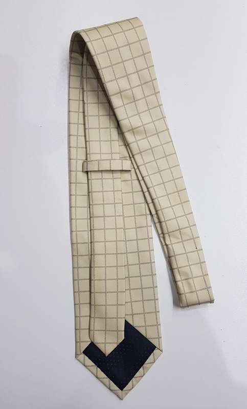 Mens Neckties: Description: Necktie - 100% Polyester