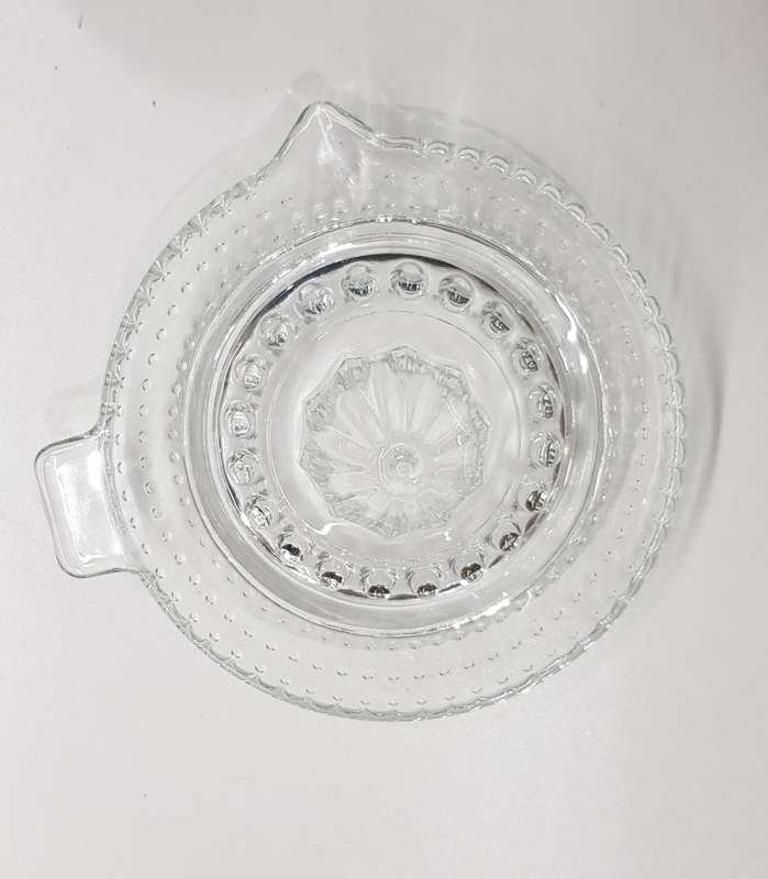 Glass hand juicing dish - small. Traditional style glass citrus juicer