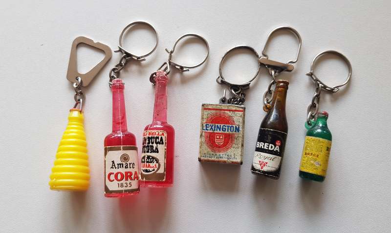 Vintage late 1960s Dutch Advertising keyring collectables.  An assortment of 6x little vintage