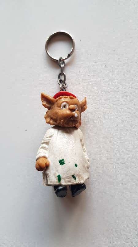 Vintage 1970s Dutch Advertising Figurines keyring collectables. An assortment of 9x vintage keyring