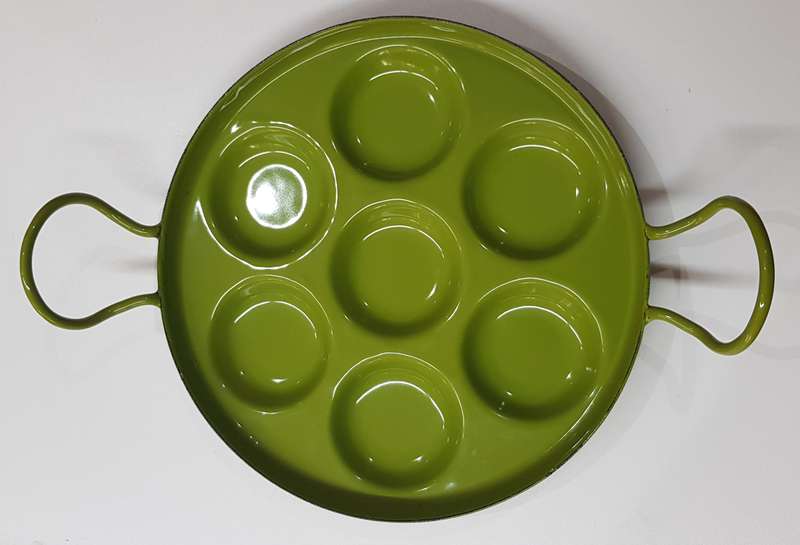 Vintage Enamel Dutch Poffertjes pancake pan.  A 1970s Bright Green Retro