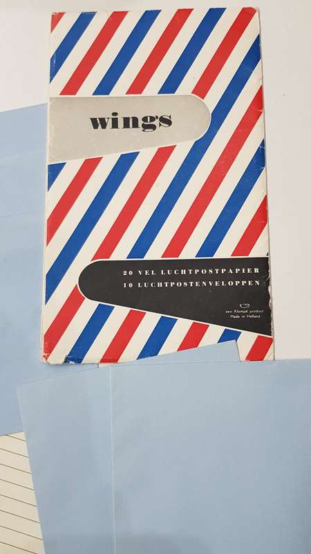 Set of Airmail letter paper with envelopes (thin unlined Postal Air Mail paper). Airmail postage Sta