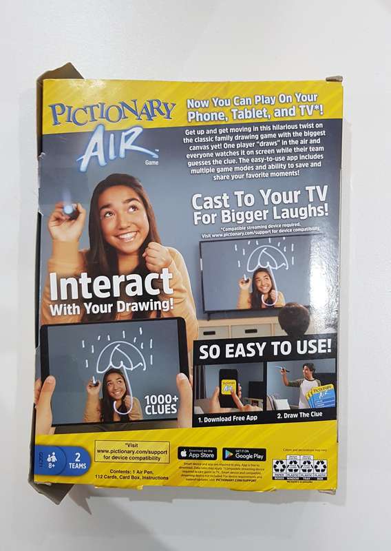 Mattel Games Pictionary Air, Family Board Game for Kids and Adults, with light pen and clue cards. E