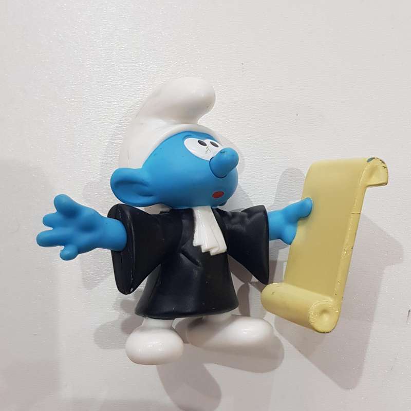 Smurfs  2018 McDonalds Blue Buddies Happy Meal Smurf. Peyo 2018 made for McDonalds.