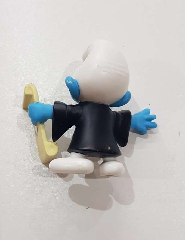 Smurfs  2018 McDonalds Blue Buddies Happy Meal Smurf. Peyo 2018 made for McDonalds.