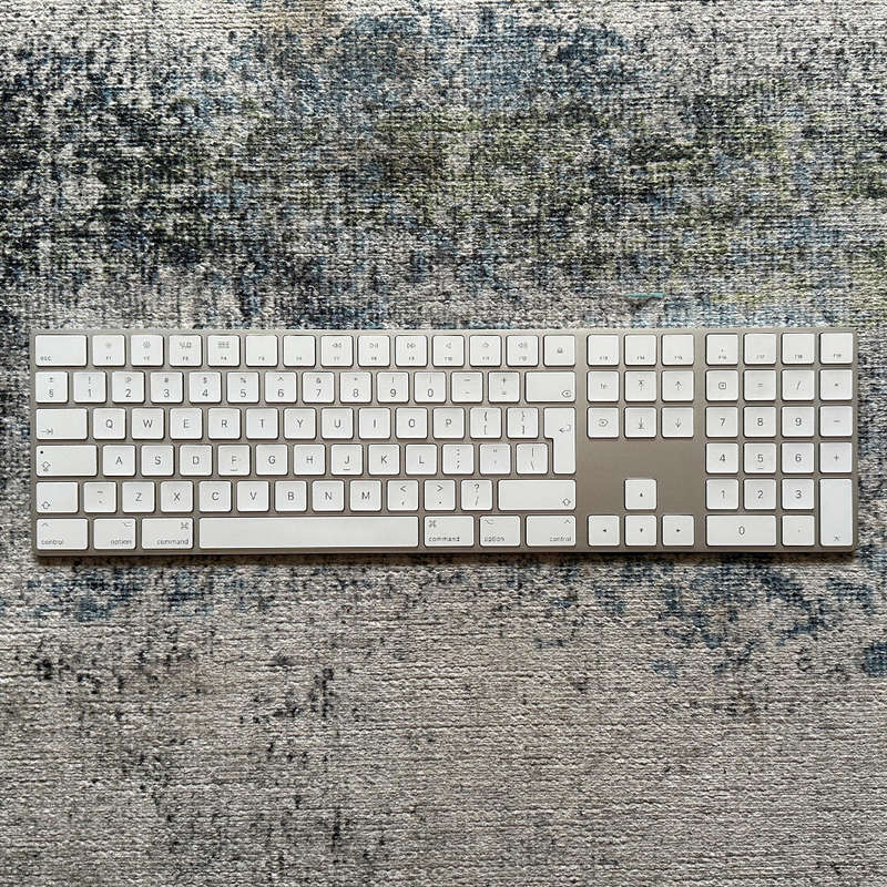 Apple Magic Keyboard with Numeric Keypad - Impeccable Condition