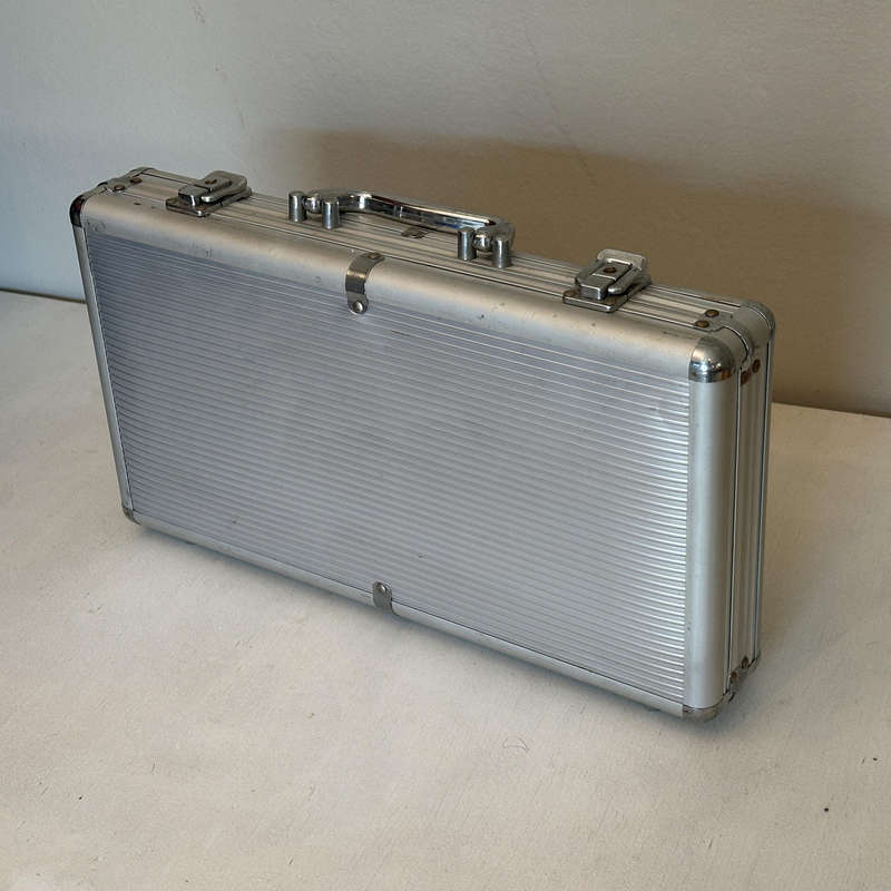 Pre Loved Poker Chip Set in Aluminium Case