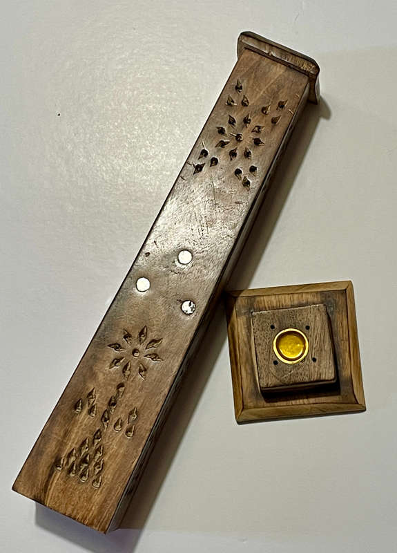 Geometric Flower-carved Tower Tall Incense Burner
