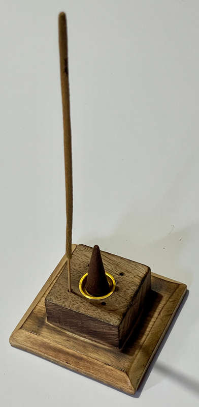 Geometric Flower-carved Tower Tall Incense Burner