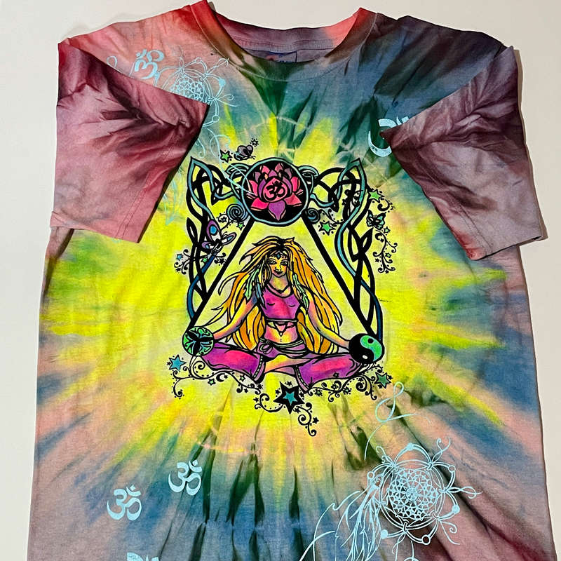 Yogi Girl Straight-cut Tie-dye T-Shirt