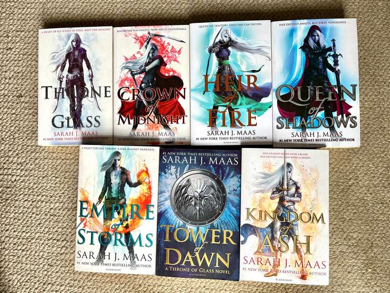 Throne of Glass book series
