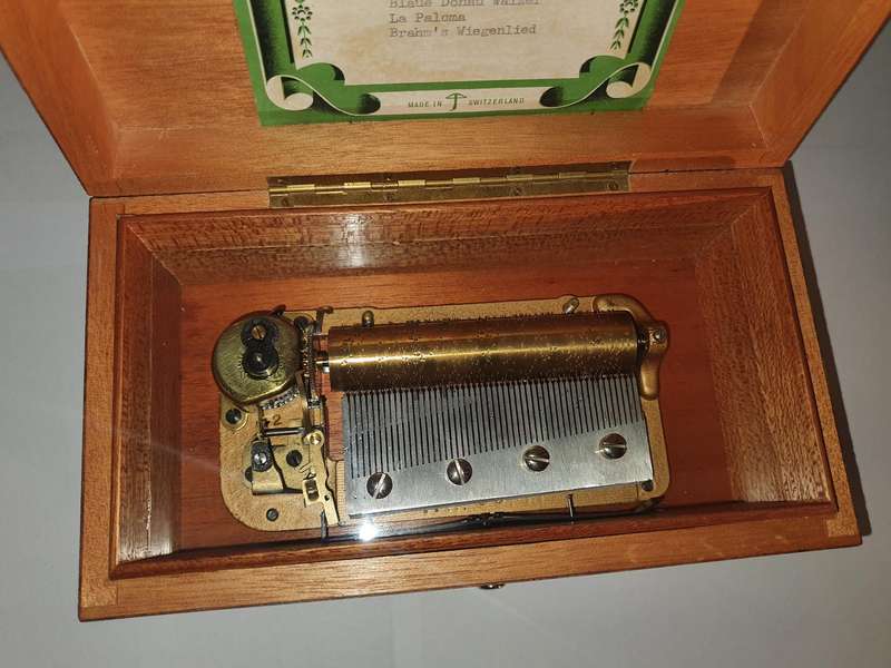 Antique Thorens Swiss made music box.