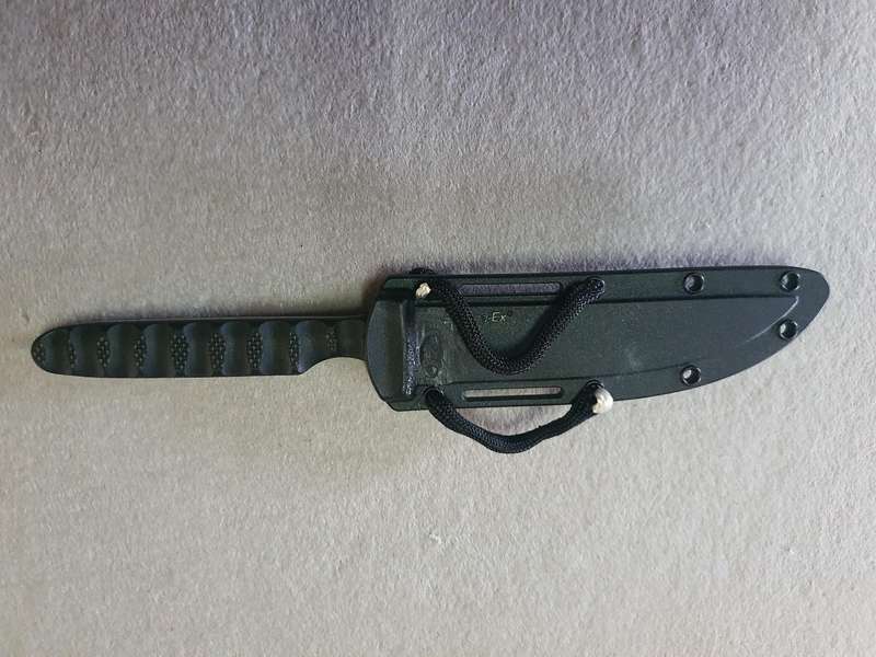 Spike Knife with holder