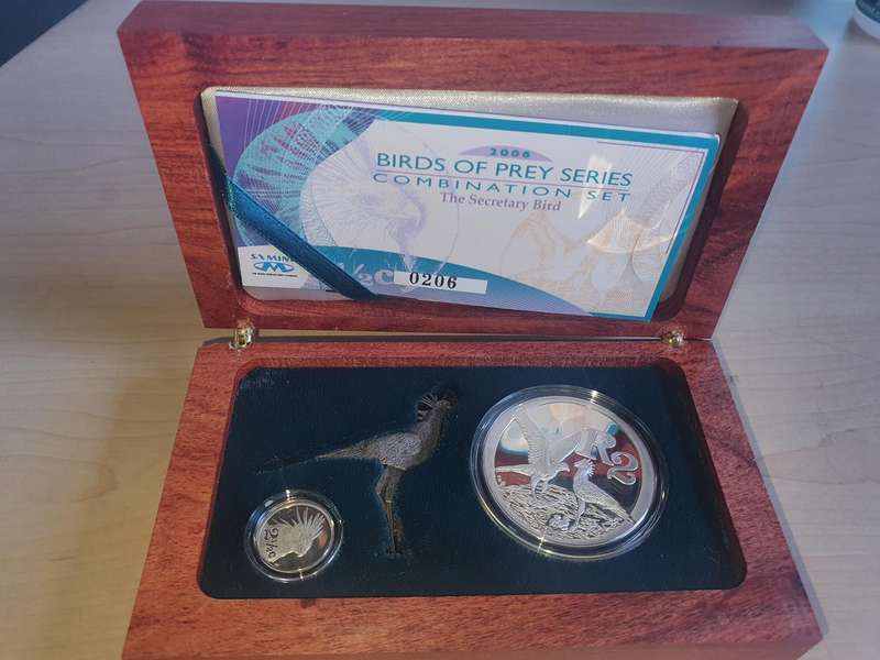 SA Mint Birds of prey series silver coin set, The Secretary Bird.