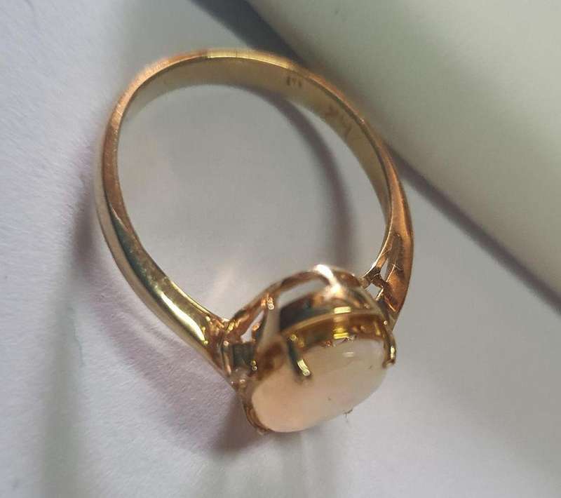 Antique 14k Gold Ring with opal stone and 2 diamonds.