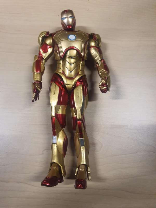 Iron Man figurine 6 inch