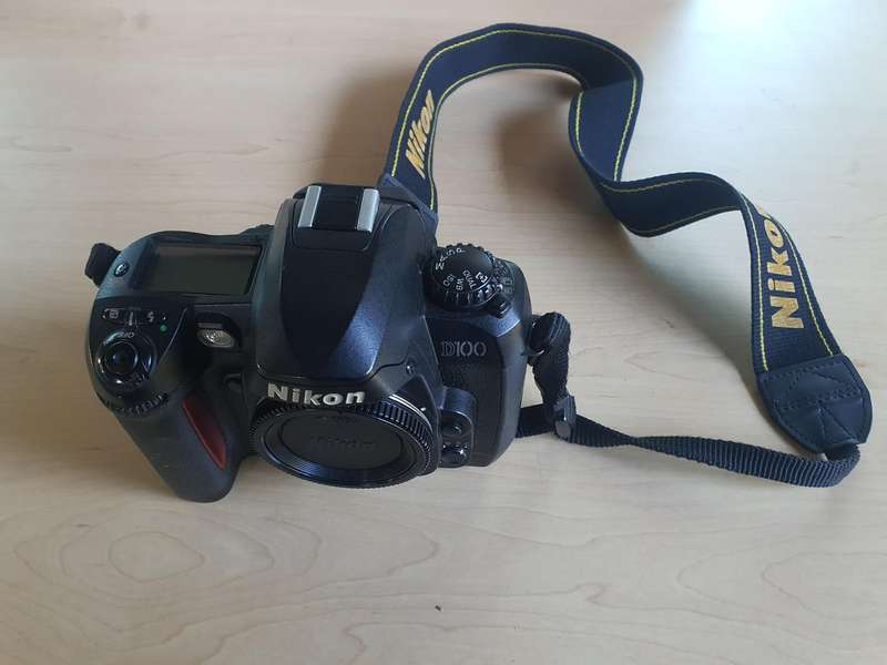 Nikon D100 digital camera Body only.