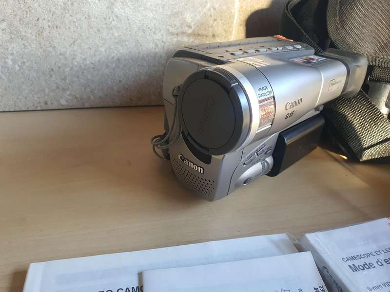 Antique Canon G15hi Video Camera
