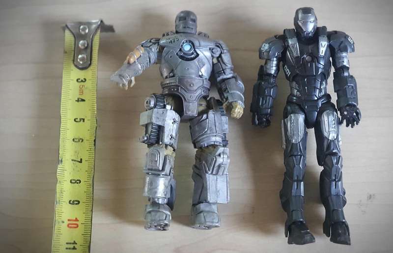 2X Iron man Figure