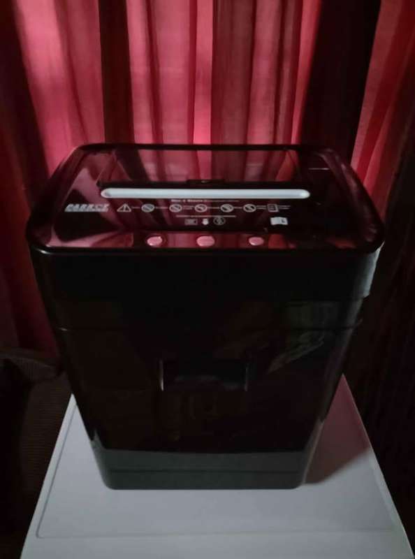 PARROT PRODUCTS S605 High Security Micro Cut Paper Shredder