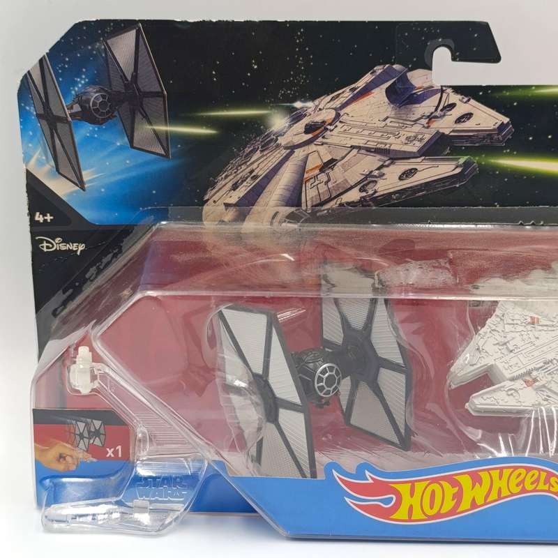 Hot Wheels Star Wars Tie Fighter vs Millenium Falcon set