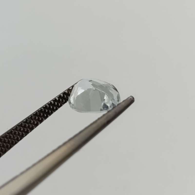 Natural Aquamarine of 1.01 carat Pear shape and eye clean - light toned blue