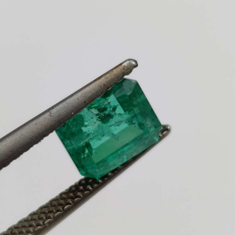 Natural Emerald of 1.12 carat Emerald cut slight blueish green with Gemlab certificate