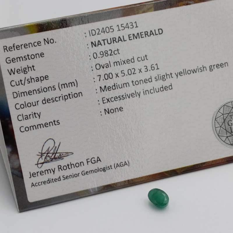 Natural Emerald of 0.98 carat oval mixed cut slight yellowish green with Gemlab certificate