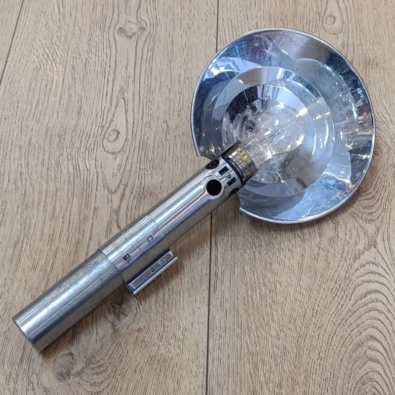 Antique Graflex camera flash - The handle is the same type used as Star Wars light saber