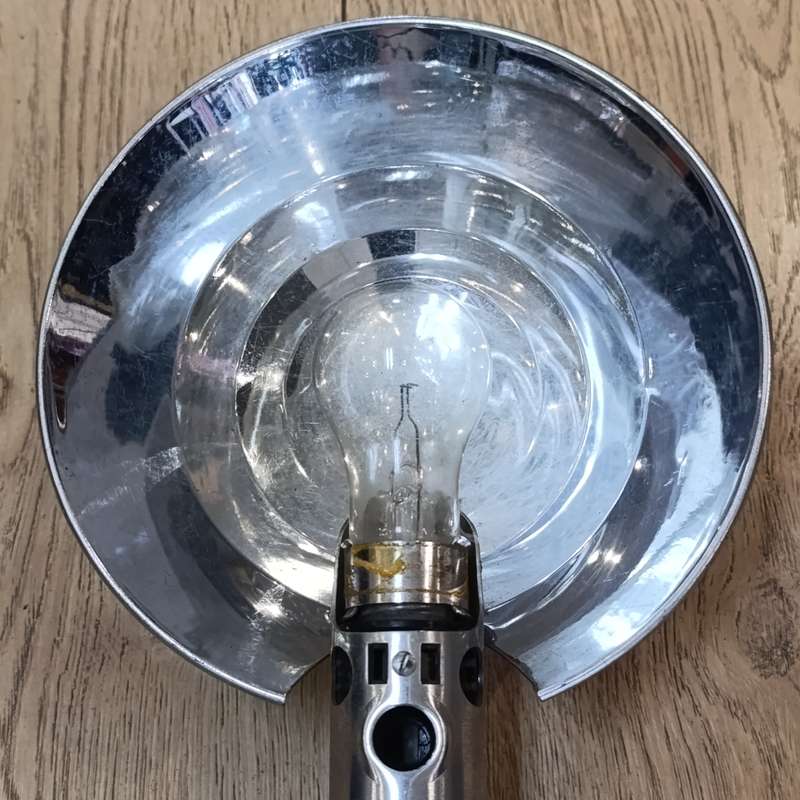 Antique Graflex camera flash - The handle is the same type used as Star Wars light saber