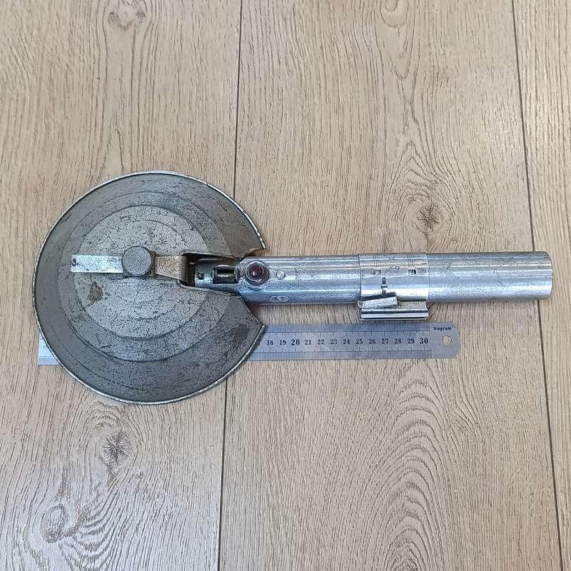 Antique Graflex camera flash - The handle is the same type used as Star Wars light saber