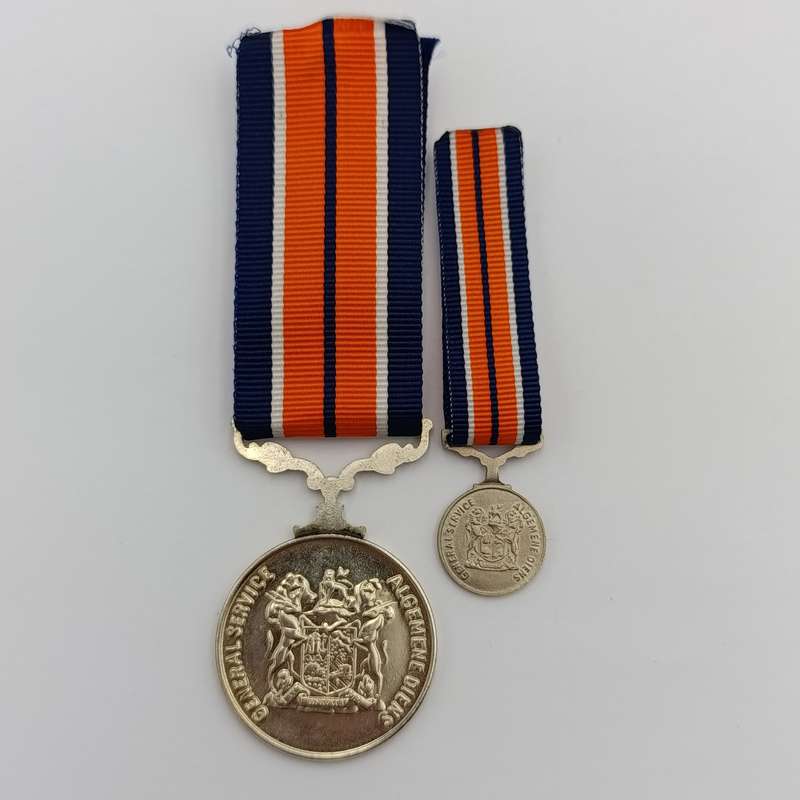 SADF General service medal plus miniature #280143