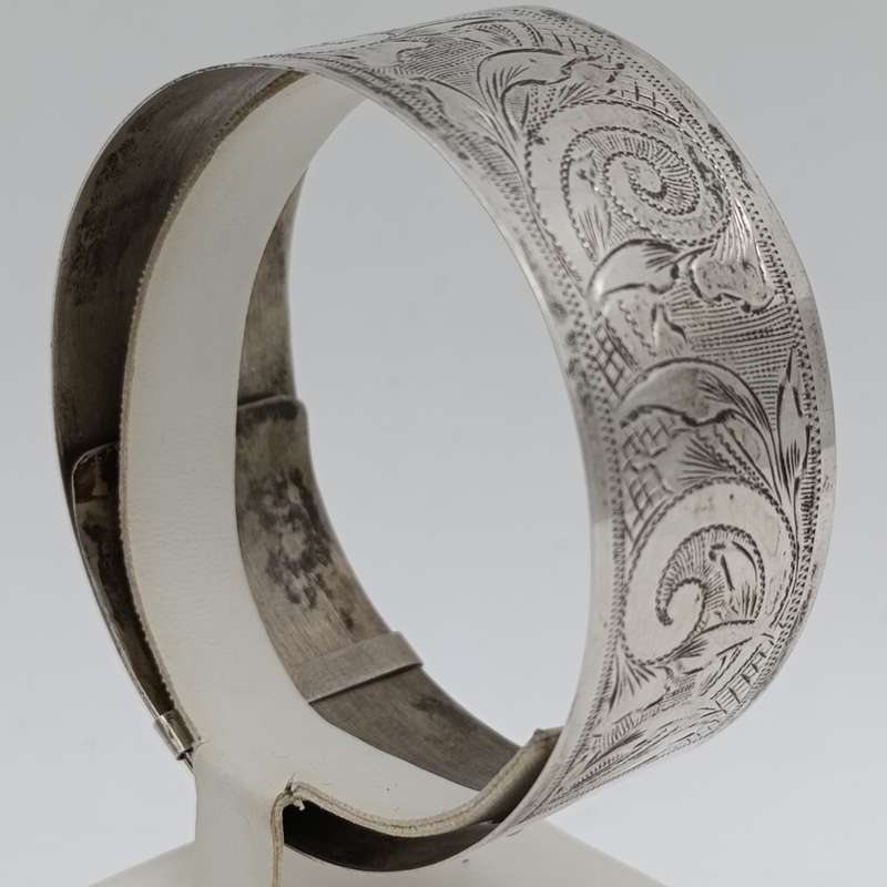 Sterling silver bangle - vintage - 23cm long