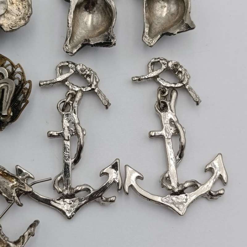 Lot of 5 pairs of vintage earrings