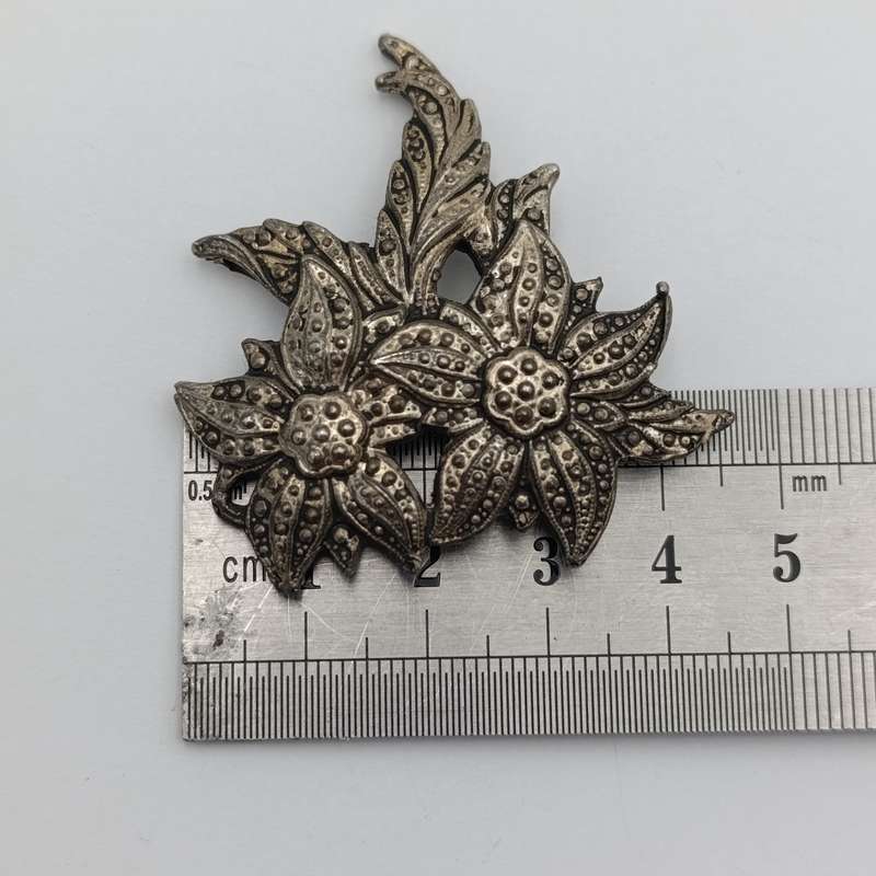 Vintage earrings plus 2 brooches - 1960's