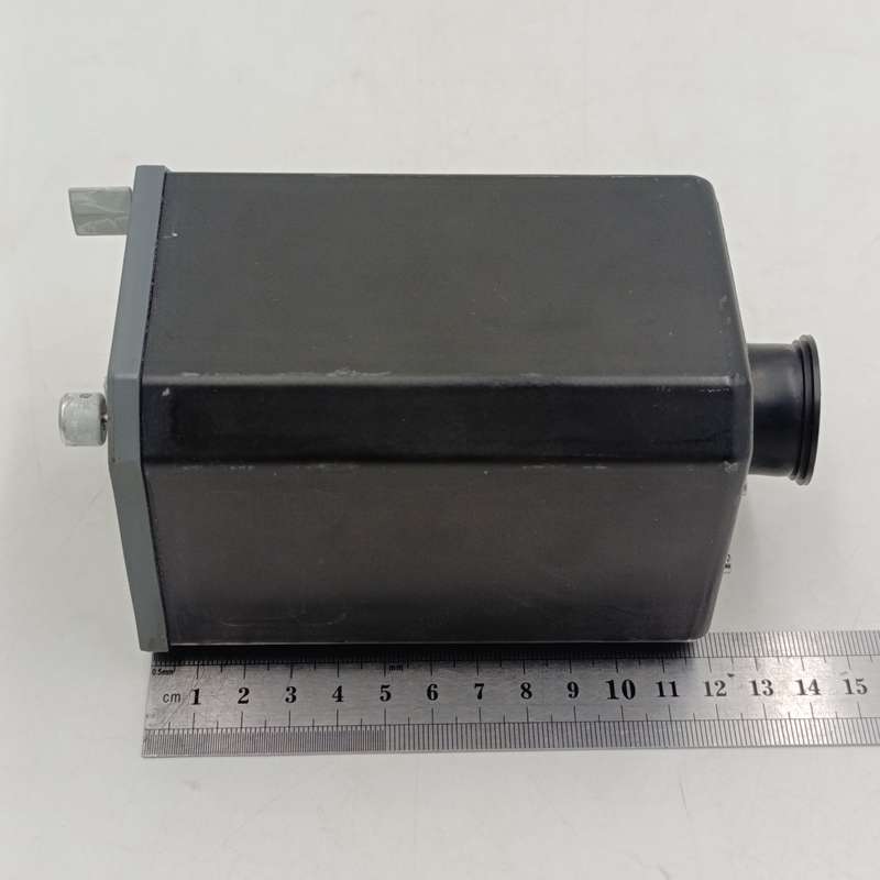 Boeing S00033 - SW - 01 digital clock for instrument panel - used by ComAir flight ZS-OTG