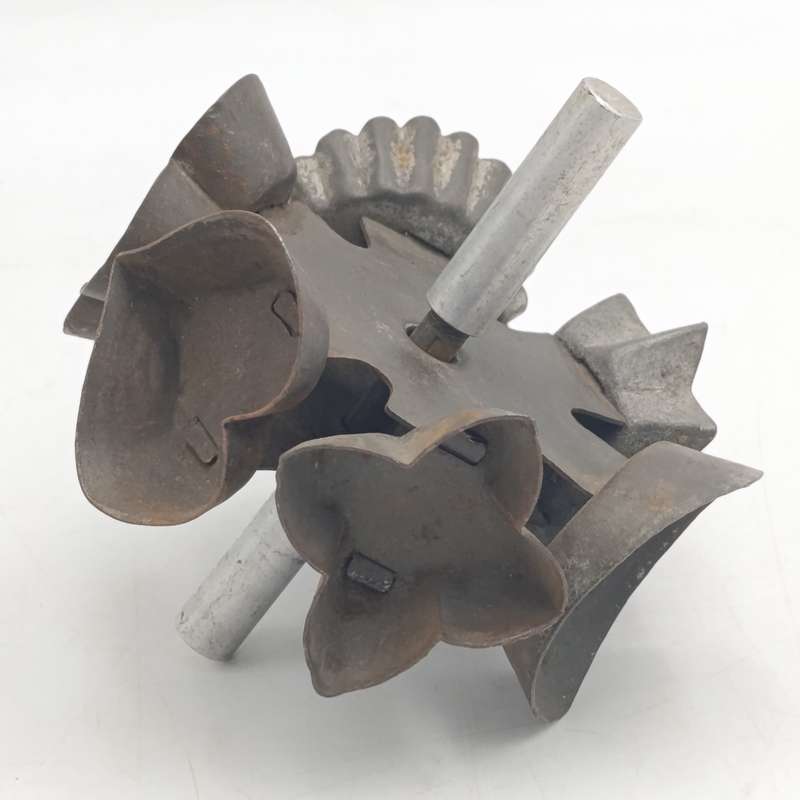 Vintage cookie press - unusual rolling type