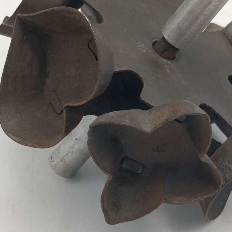 Vintage cookie press - unusual rolling type