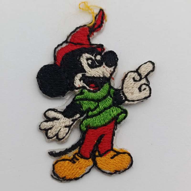 Original mickey mouse disney brooch plus iron-on mickey cloth badge