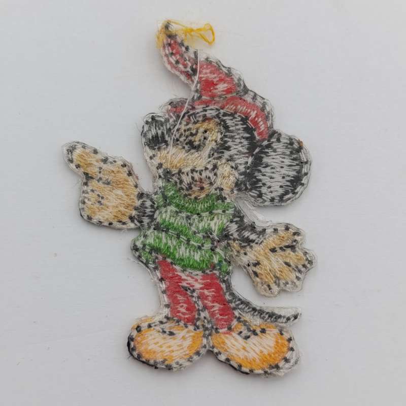 Original mickey mouse disney brooch plus iron-on mickey cloth badge