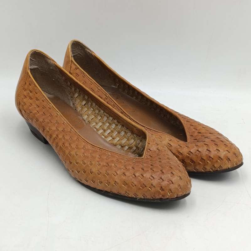 Brown Genuineleather ladies shoes - size 7