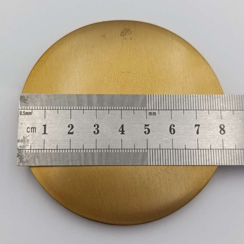 Vintage Kariba dam Rhodesia powder compact