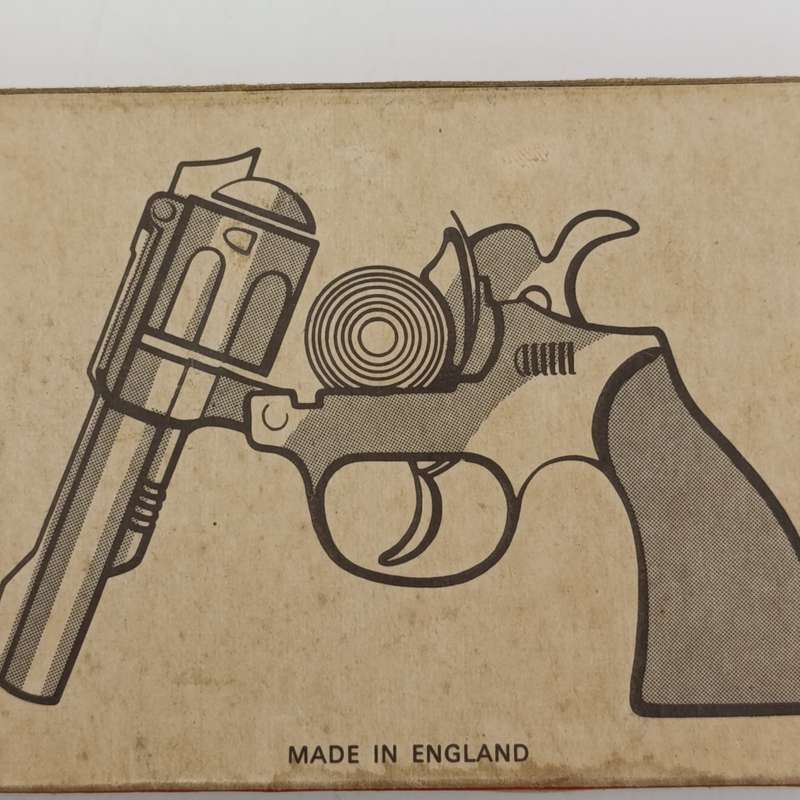 Vintage Firecat by Replicast 100 shot repeating cap pistol with break action - mint boxed